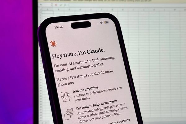 Claude Down Again: Anthropic's AI Assistant Suffers Eighth Outage in March