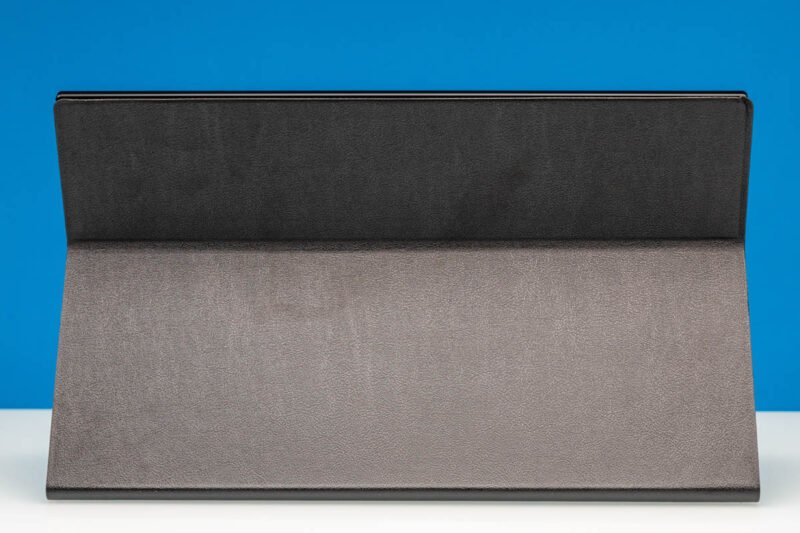 AOC 16T20 Portable Monitor Rear 1