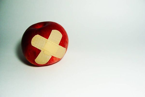 Apple patches decade-old iOS zero-day exploited in the wild • The Register