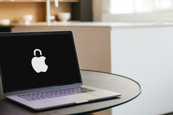 Apple's Silicon Success: How Windows' Failures Are Driving Mac Adoption