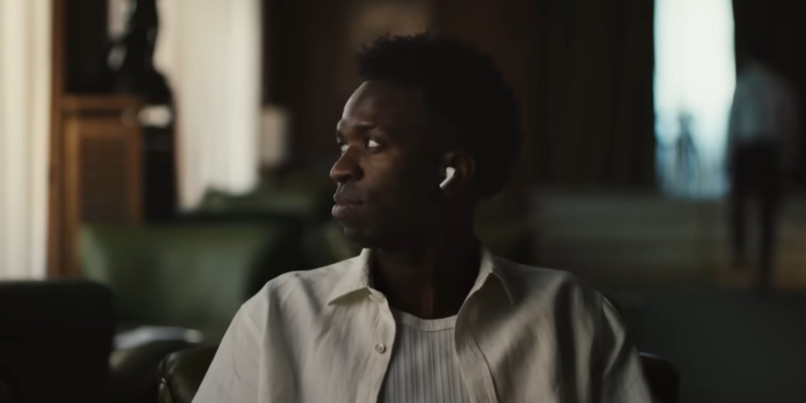 Apple’s new AirPods Pro 3 video highlights ‘world’s best’ in-ear active noise cancellation - 9to5Mac