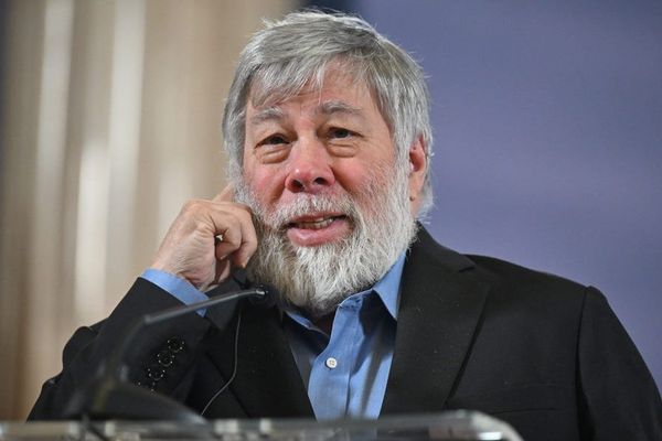Wozniak’s AI Quip at Graduation Highlights Growing Tech‑Education Ties