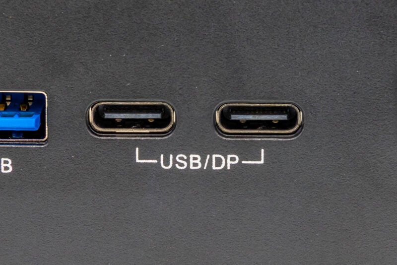 ASRock Industrial NUC BOX-358H Thunderbolt 4 Port 1