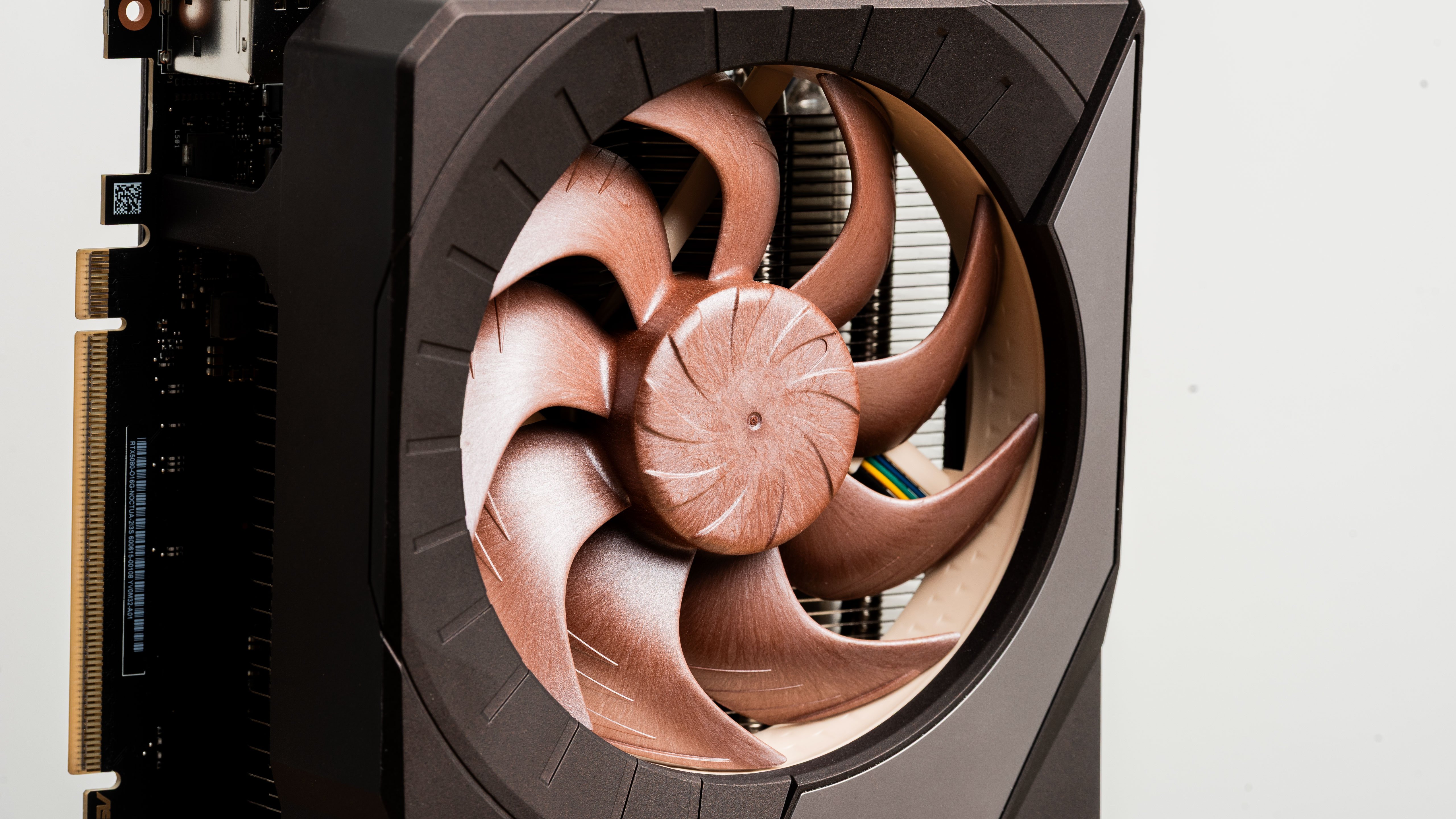 Asus GeForce RTX 5080 Noctua Edition
