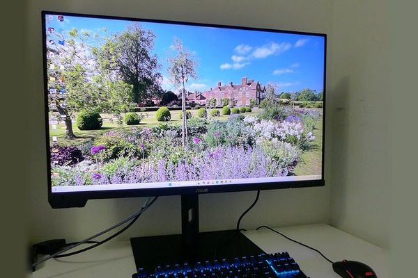 Asus ProArt PA32KCX 32-inch 8K professional monitor review: A reference for color, pixel density, and brightness