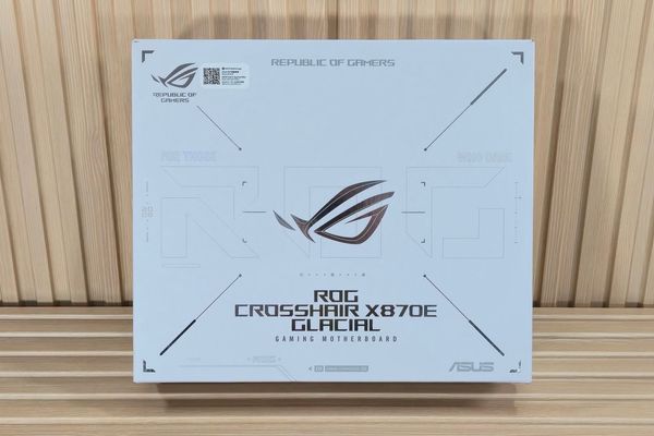Asus ROG Crosshair X870E Glacial Review: Flagship Features at a Premium Price