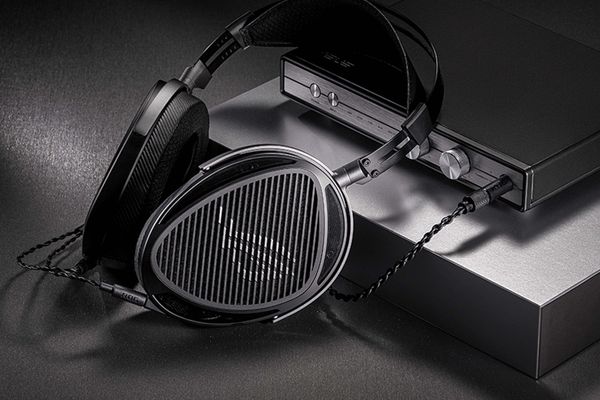 Asus ROG Kithara Headset Debuts with Audiophile-Grade 100mm Planar Drivers