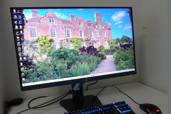 Asus ROG Strix XG27JCG 27-inch 5K Gaming Monitor Review: Performance That Raises the Bar