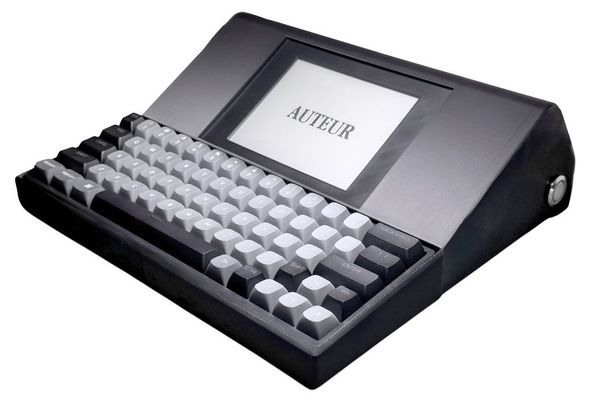 AUTEUR: An E Ink Typewriter with Mechanical Keyboard Enters Crowdfunding