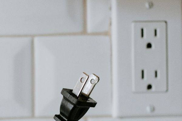 AWS Discontinues WorkMail and Moves App Runner to Maintenance Mode