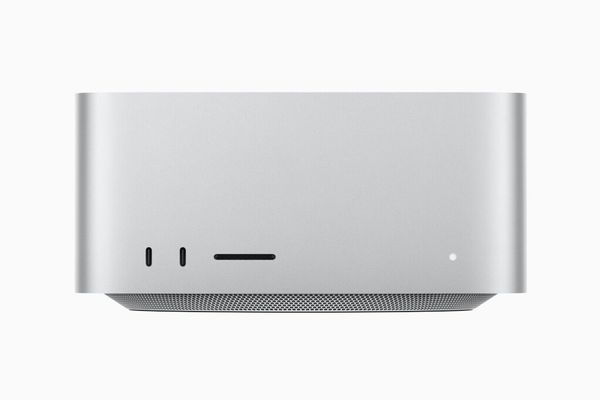 AWS Deploys M3 Ultra Mac Studios with 256 GB Unified Memory – What It Means for Homelab Builders