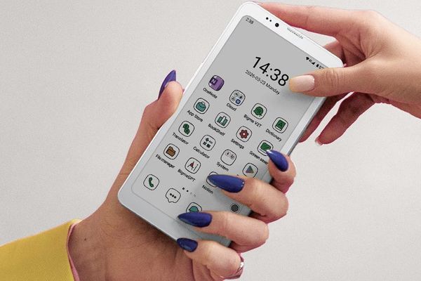 Bigme HiBreak Plus brings E Ink color display to budget Android phone