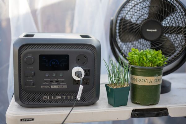Bluetti Elite 300: The World's Smallest 3 kWh Portable Power Station Tested