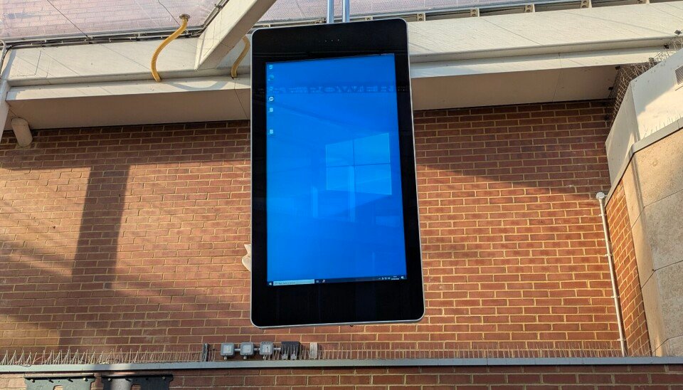 Northampton bus station screen bork