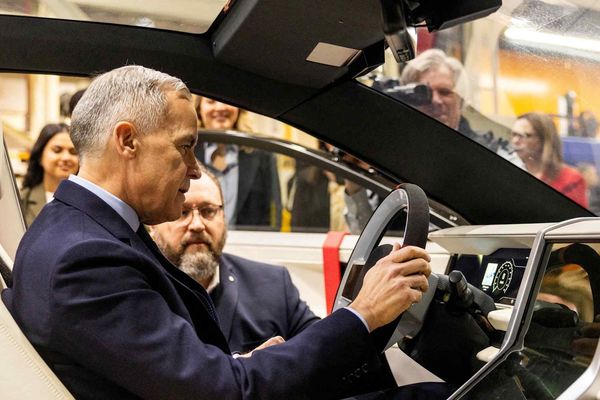 Canada's EV Pivot: Opening Doors to Chinese Automakers Amid US Trade Tensions