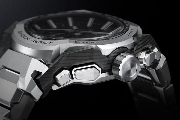 Casio G-Shock MTG-B4000 Carbon Frame Watch Lands in US Stores for $1,600