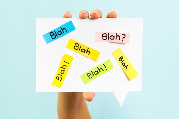 Government AI Chatbots Fail Accuracy Benchmarks in Comprehensive LLM Study