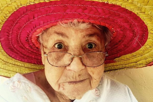 ChatGPT's New Age Prediction Feature: What It Means for iOS Developers and Cross-Platform Apps