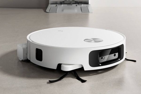 Xiaomi's New Robot Vacuum and Mop 6 Brings Roller Mop System to China