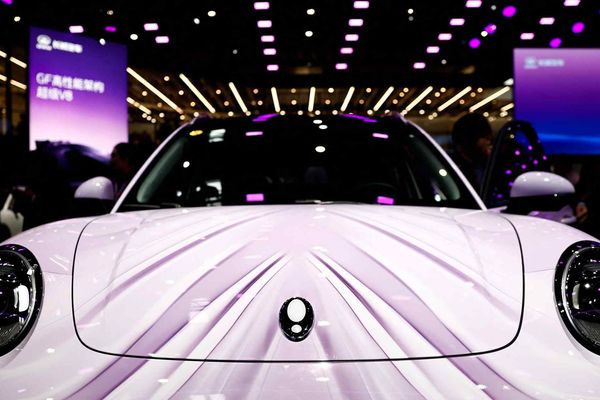 China’s Top Automakers Lead Subsidy Rankings as U.S.-Sanctioned Refiner Secures State Support
