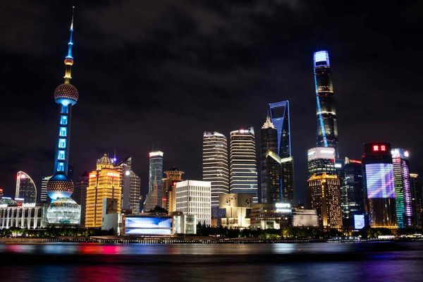 China Tightens Grip on Cross‑Border Brokerage, Targets Full Cleanup by 2026