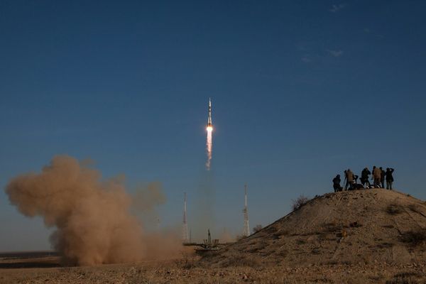 China's Shenlong Spaceplane Marks Fourth Mission in Reusable Spacecraft Race