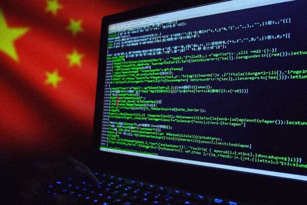 China-Linked Hackers Launch Coordinated Espionage Campaigns Against Governments and Journalists