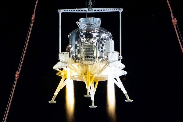 China's Ambitious Lunar Goal: Landing Astronauts on the Moon by 2030