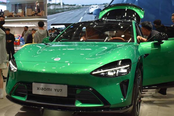 China's Auto Market Hits Record 34.4M Sales Amid Intensifying EV Competition