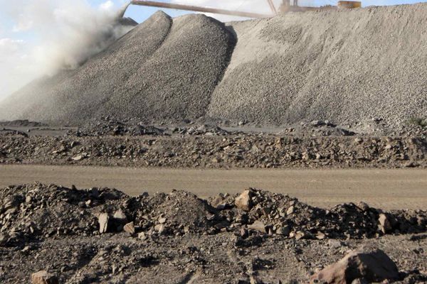 China Restricts Civilian Rare Earth Exports to Japan Amid Rising Tensions