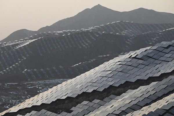 China's Solar Revolution: Scaling Renewable Energy Through Desert Giants and Floating Farms