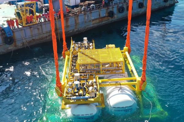 China’s Offshore Wind‑Powered Subsea Data Center Begins Full‑Scale Operation