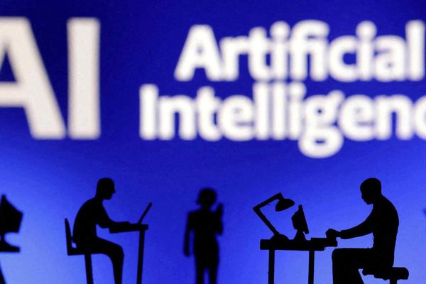 China's AI Firms Bet on Hong Kong Listings as US Rivals Prep IPO Wave