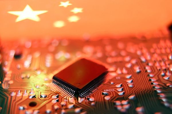 Chinese Chip Industry Admits 5-10 Year AI Data Center Gap Amid Supply Chain Strain