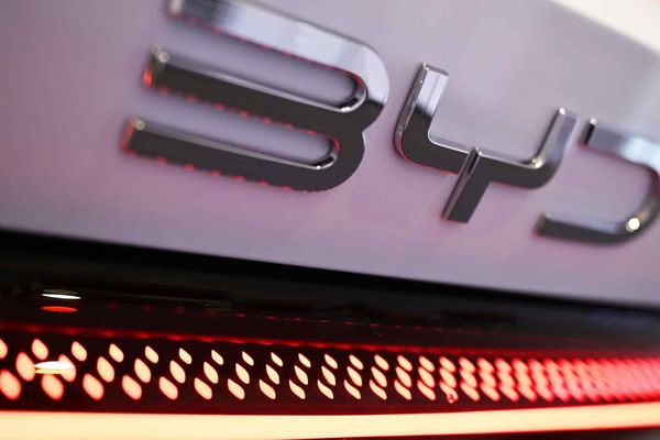 Affordable Chinese EVs Eye US Market Amid Political Shifts