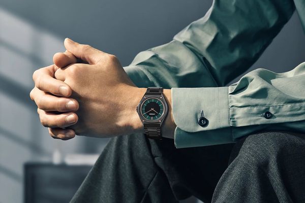 Citizen's Eco-Drive One AR5065-54W Packs a Solar Movement Into a 3.88mm Case With a Green Dial to Match