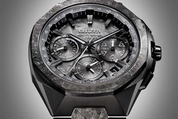 Citizen Attesa CC4107-80H review preview: recrystallized titanium goes full-black with the world's fastest GPS reception