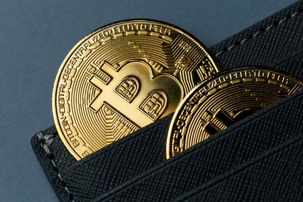 Claude Helps Forgetful Stoner Recover $400k Bitcoin Wallet After 11‑Year Password Hunt