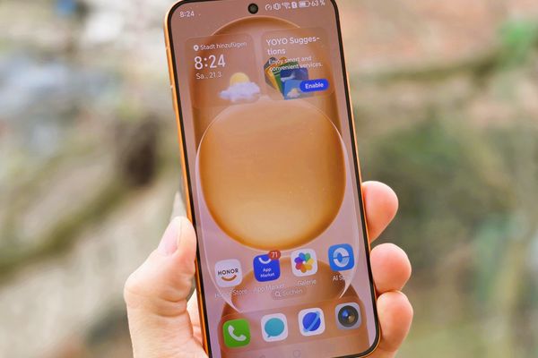 Compact phone for PWM sufferers and OLED fans: Honor Magic 8 Pro Air review verdict