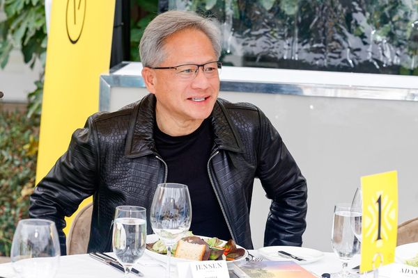 Chip Giants Deploy CEOs and Procurement Chiefs to Secure Memory Supplies Amid AI-Driven Squeeze