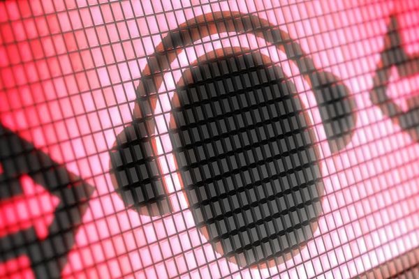 WhisperPair Vulnerability Exposes Millions of Bluetooth Devices to Hijacking and Tracking