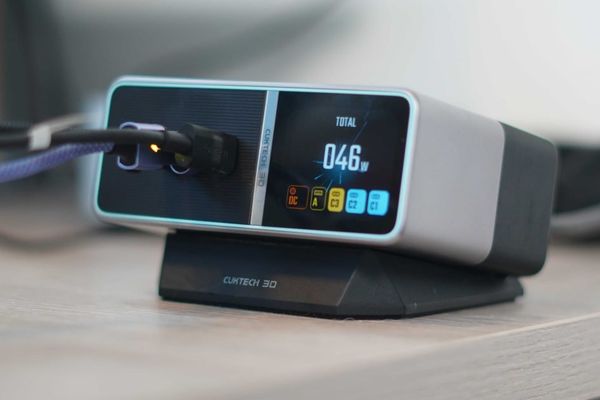 CUKTECH 30 Ultra delivers 300W charging, real-time power monitoring to power users
