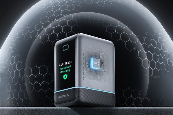 Cuktech Launches 100W Ultra Charger with Built-in Display and Smart Charging