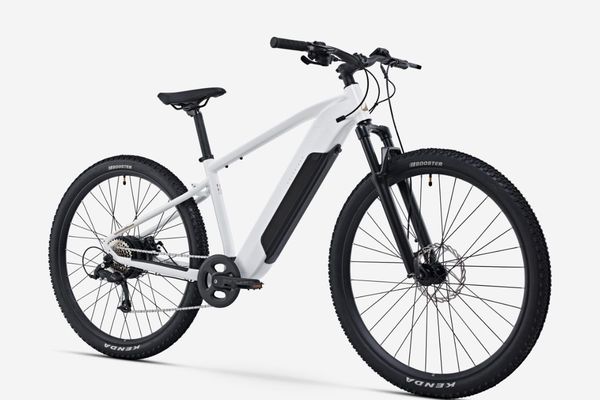 Decathlon's New E-EXPL 100 E-Bike Offers Budget-Friendly Alternative to LTD Model