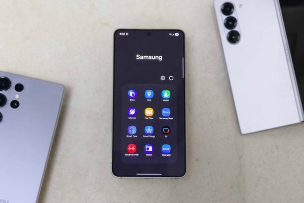 Declutter Your Galaxy: Top 5 Samsung Bloatware Apps to Uninstall for Peak Performance