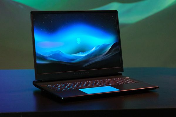 Dell Refreshes Alienware Lineup with Intel's Arrow Lake-HX Refresh CPUs and OLED Upgrades