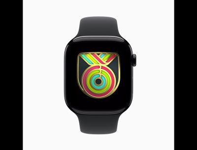 Apple Watch Fitness shows a limited animated badge on completion of all three Activity rings.