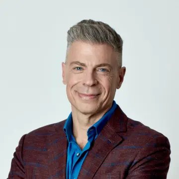 Mark Pesce, columnist