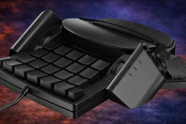 Single-Handed Gaming Controller Combines Keyboard and Mouse Functionality in One Accessible Device