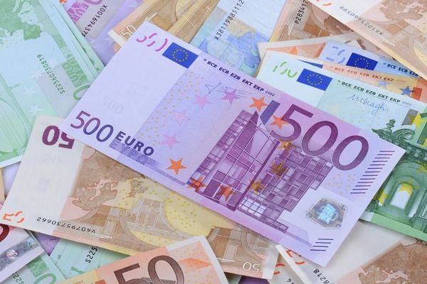 Dutch police collar teen over string of bank card frauds • The Register